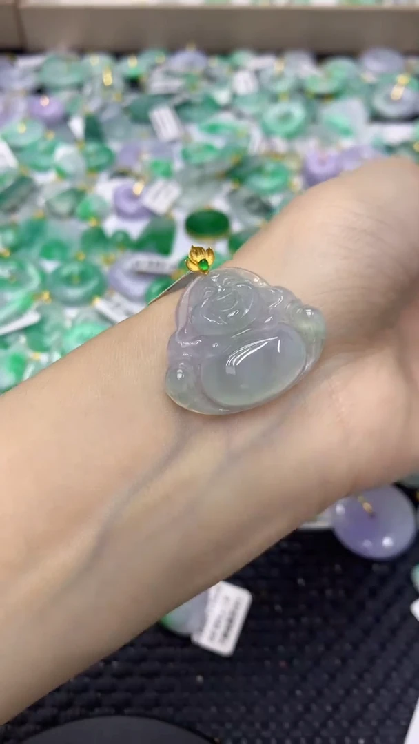 翡翠18K金镶嵌颈饰天然缅甸翡翠A货