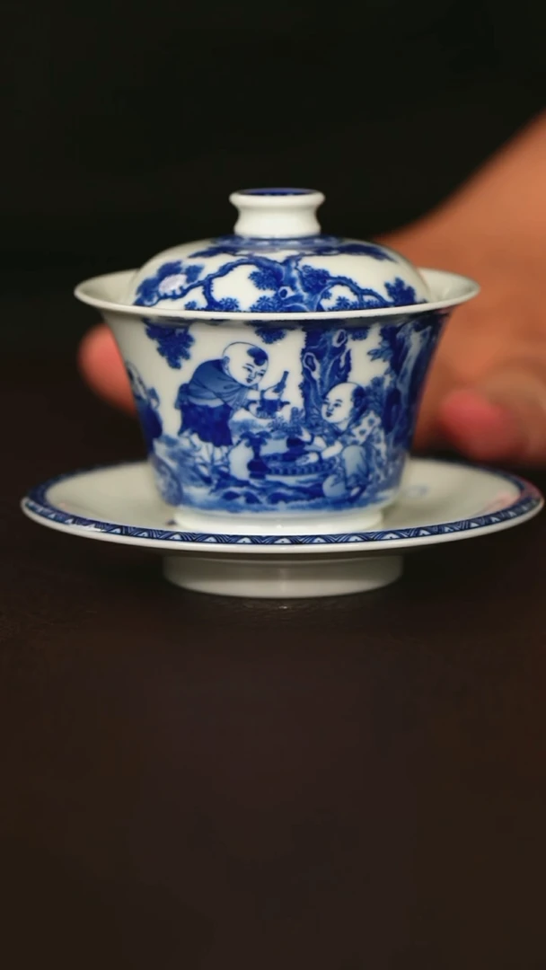 艺家仁清工人物三才盖碗