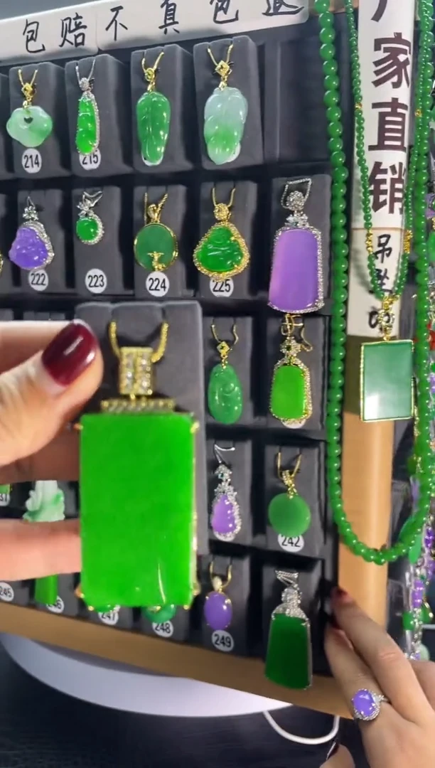 【闪购商品】翡翠耳饰银S925镶嵌218..