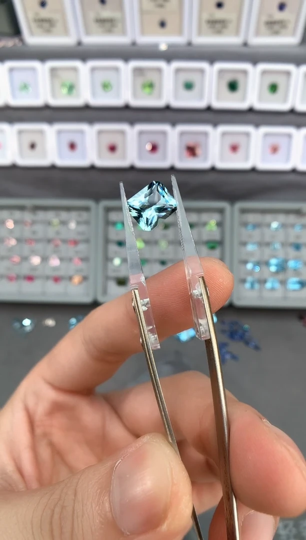 【闪购商品】定制海蓝宝石裸石未镶嵌2.91ct