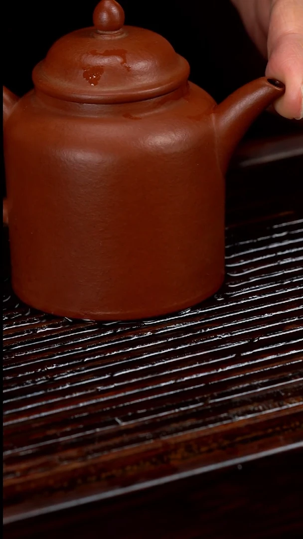 【闪购商品】紫砂茶壶130cc黄龙山原矿朱泥金钟