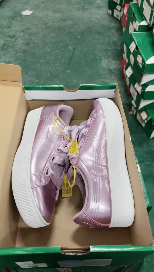 彪马时尚休闲运动鞋38M  P71