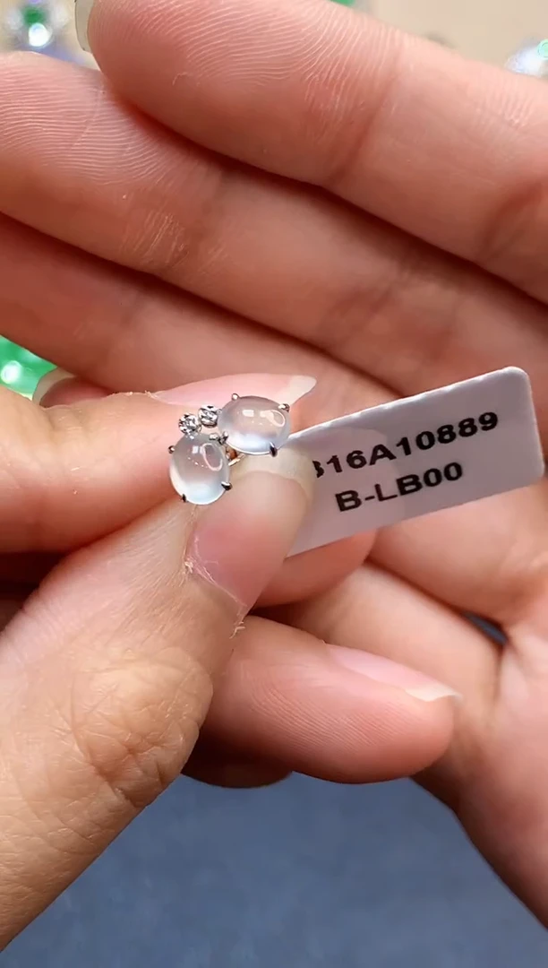 【闪购商品】翡翠耳饰18K金镶嵌2029多样性发其一