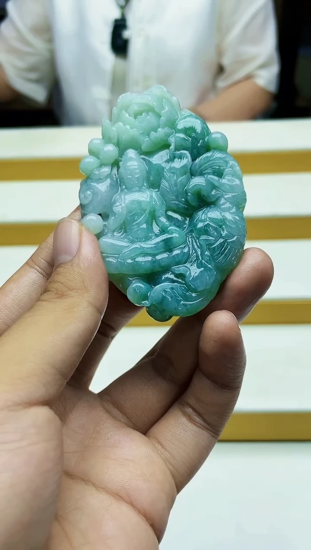 定制翡翠未镶嵌毛货06160010