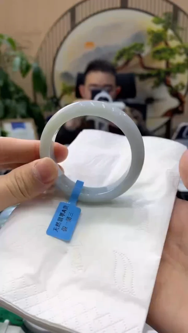 【闪购商品】翡翠手镯未镶嵌000011531