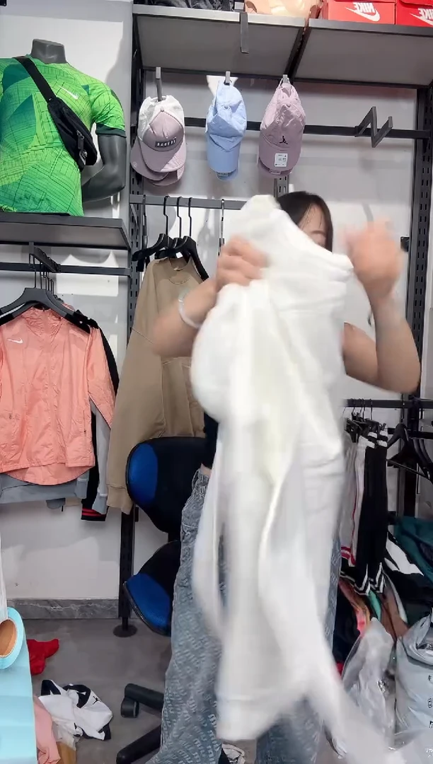 1376  编码 耐克卫衣服饰过款为准 尺码