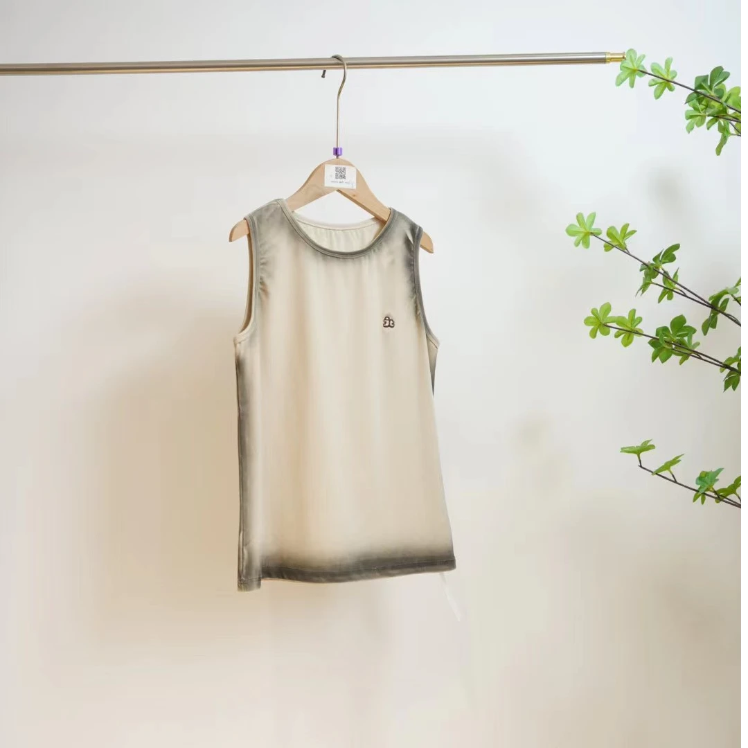 2-703-一款两色晕染字母刺绣夏季儿童圆领无袖背心J(21163)