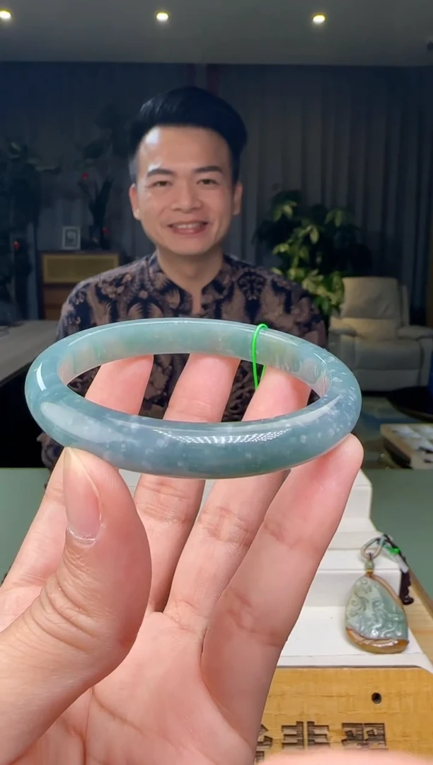 【闪购商品】翡翠手镯未镶嵌多样性发一XM@@60B7JZQ01