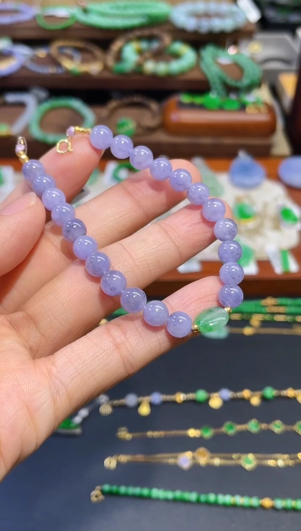 颈饰18K金镶嵌翡翠手链