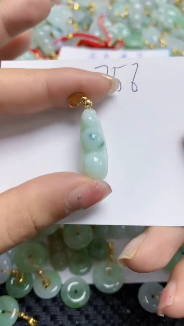 【闪购商品】翡翠颈饰合金天然A货翡翠