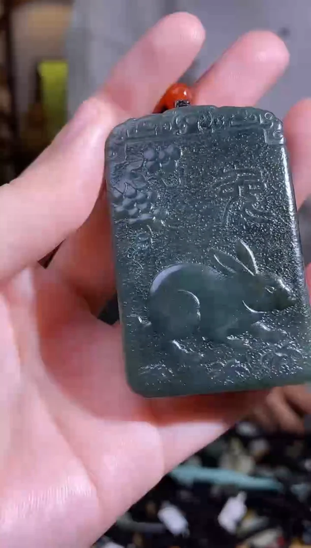 颈饰未镶嵌和田玉1