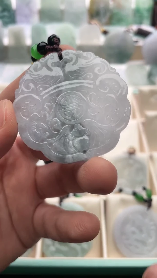 【闪购商品】翡翠颈饰未镶嵌..../2/26/ 136