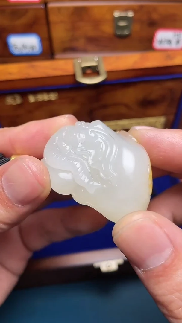 【闪购商品】和田玉把件未镶嵌和田玉