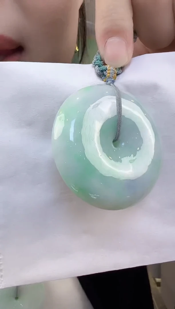 颈饰未镶嵌翡翠天然翡翠A平安扣牌