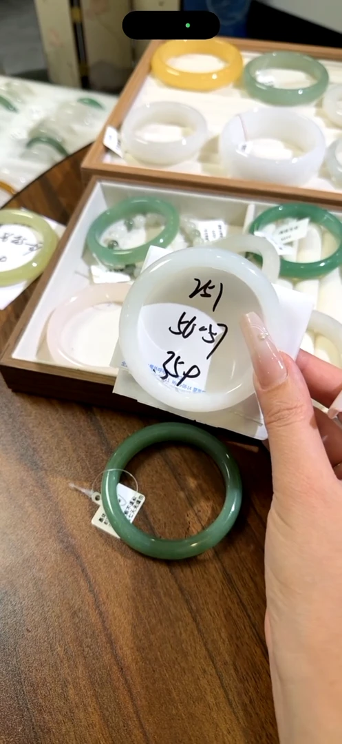 未镶嵌手镯石英质玉251//56/57