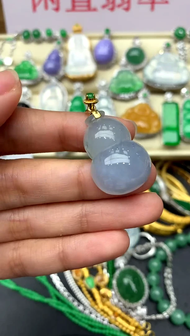 翡翠18K金镶嵌颈饰136-中国好珍宝