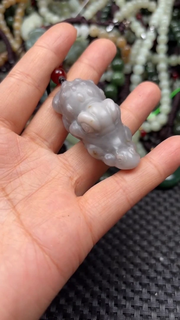 【闪购商品】和田玉颈饰未镶嵌.