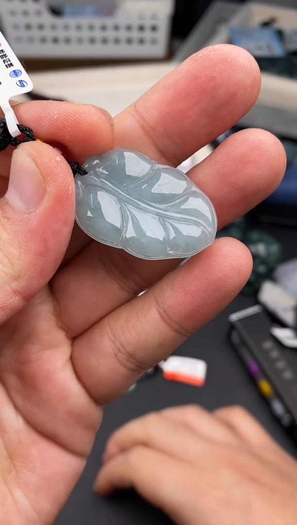 【闪购商品】翡翠颈饰未镶嵌   天然翡翠，一物一图