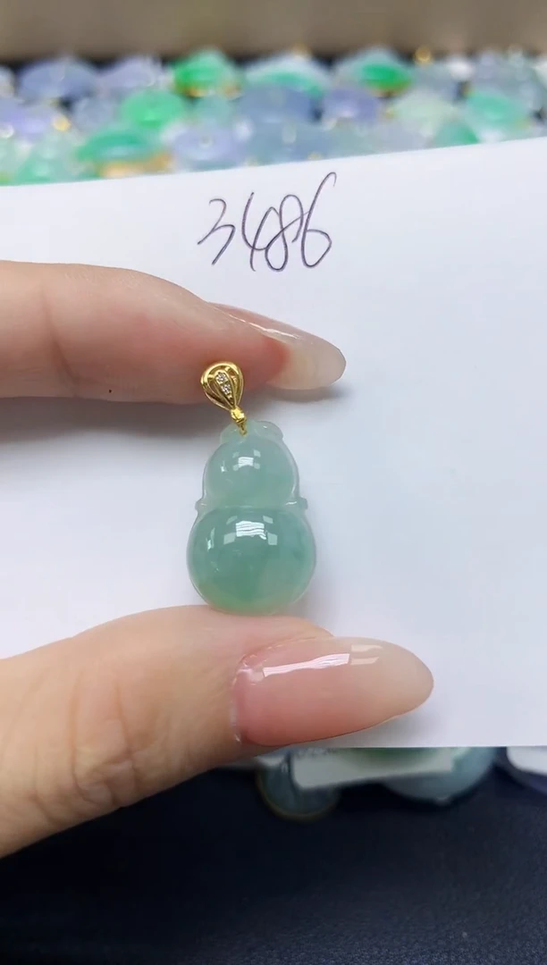 翡翠未镶嵌颈饰天然缅甸翡翠A货