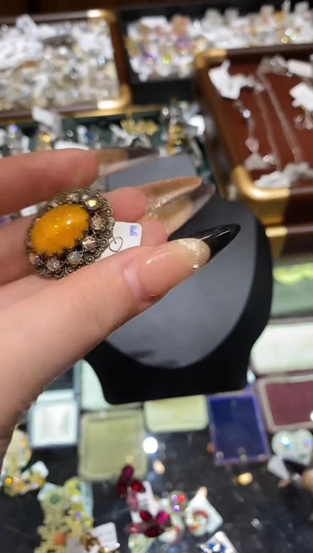 琉璃铜合金楚楚珠宝中古甄选不退换