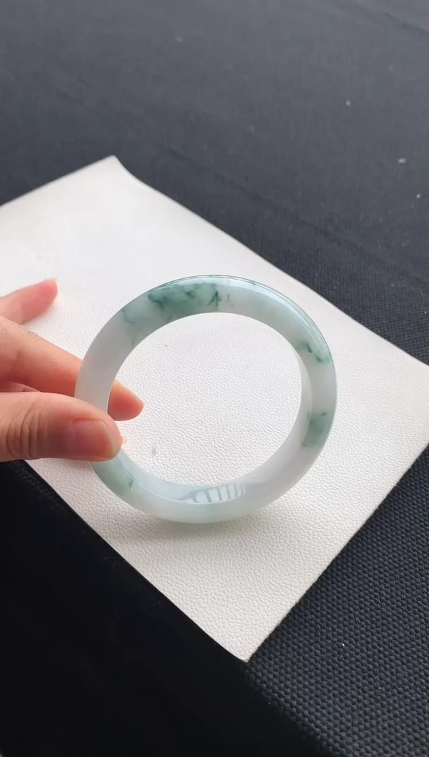 翡翠手镯未镶嵌10号60.2