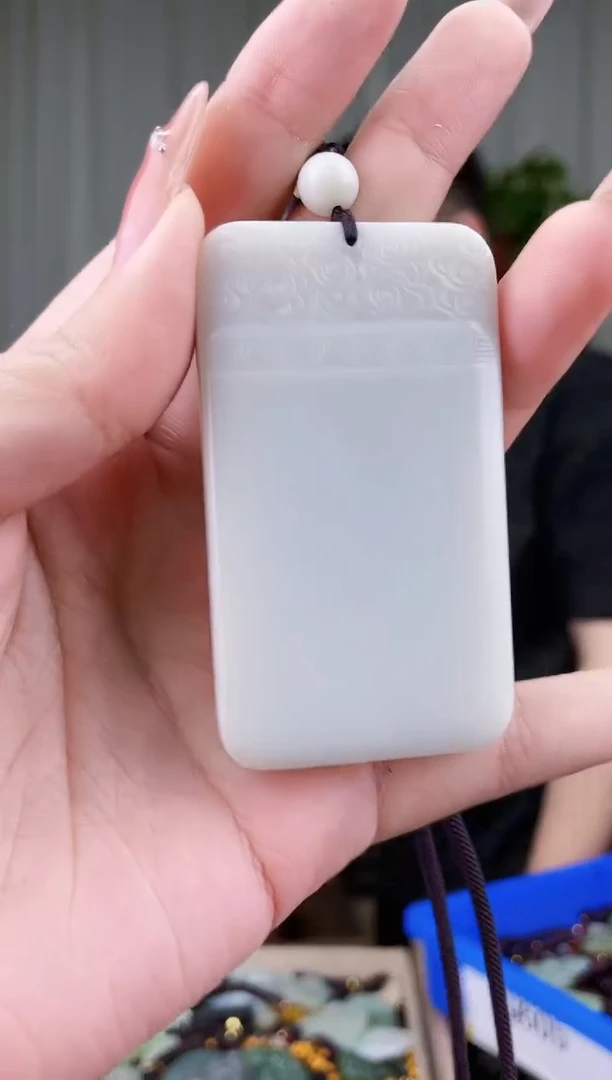 和田玉未镶嵌挂件拍一发一，多样性发货！