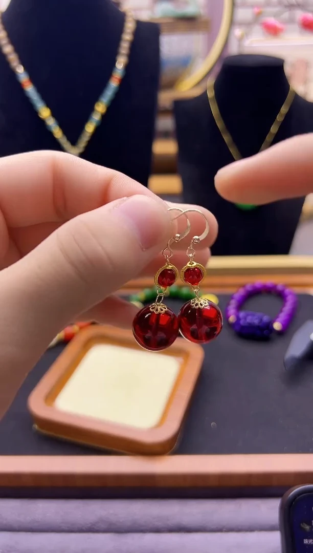 【闪购商品】血珀耳饰14K金镶嵌E201