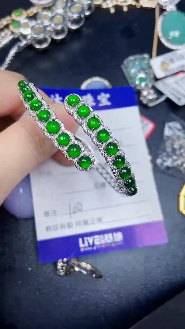 银S925镶嵌戒指翡翠1000