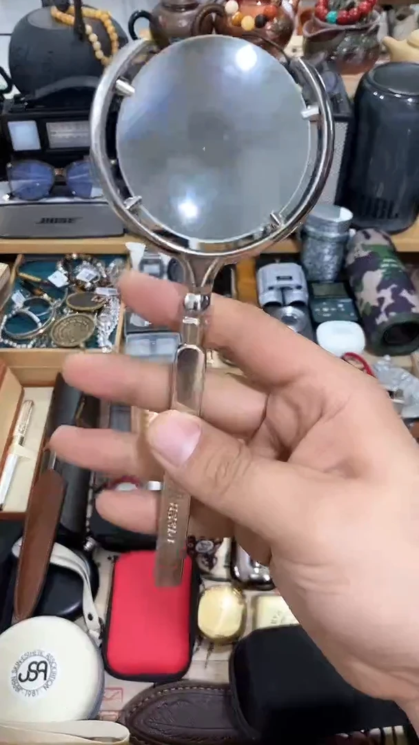 瓷片闪购商品 如图所示