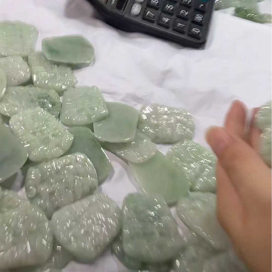 【玉经纶】506777/Q2249-天然A货翡翠吊坠-多样性发其—