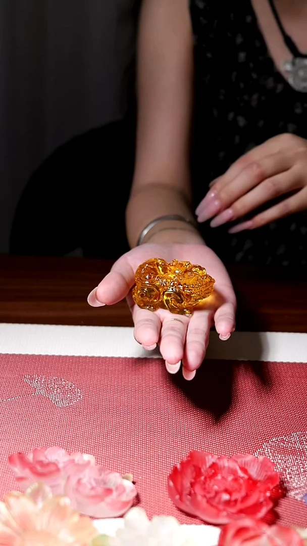 琉璃金色琉璃小貔貅摆件
