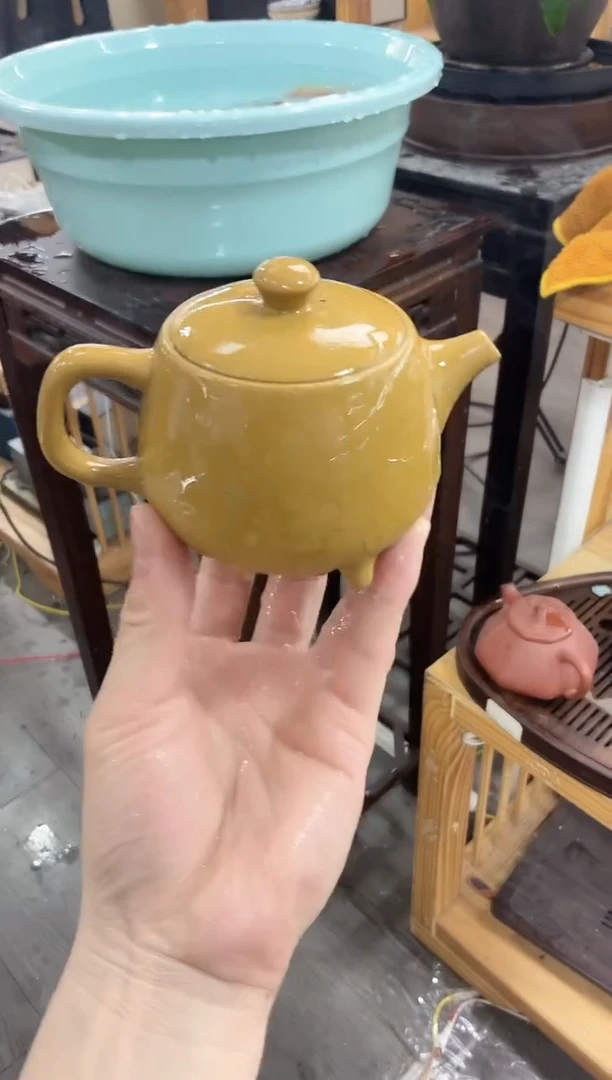 瓷片黄段九鼎壶1