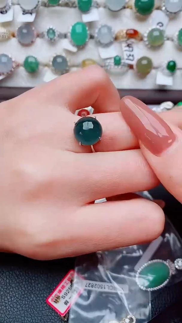 银S925镶嵌戒指翡翠...