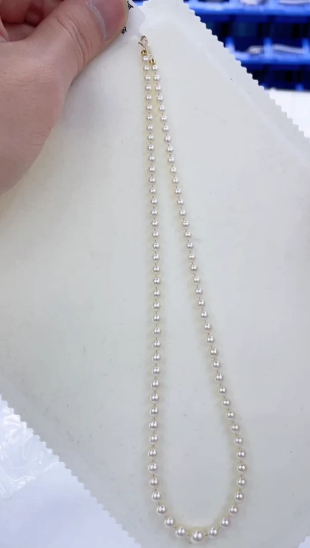 颈饰18K金镶嵌海水珍珠