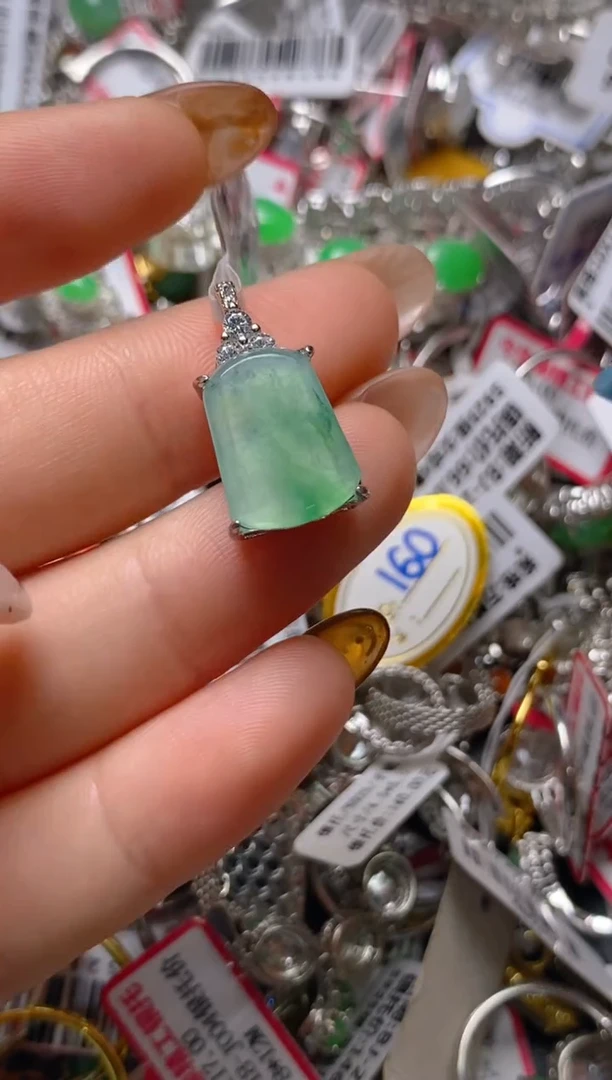 银S925镶嵌戒指翡翠百内无证书