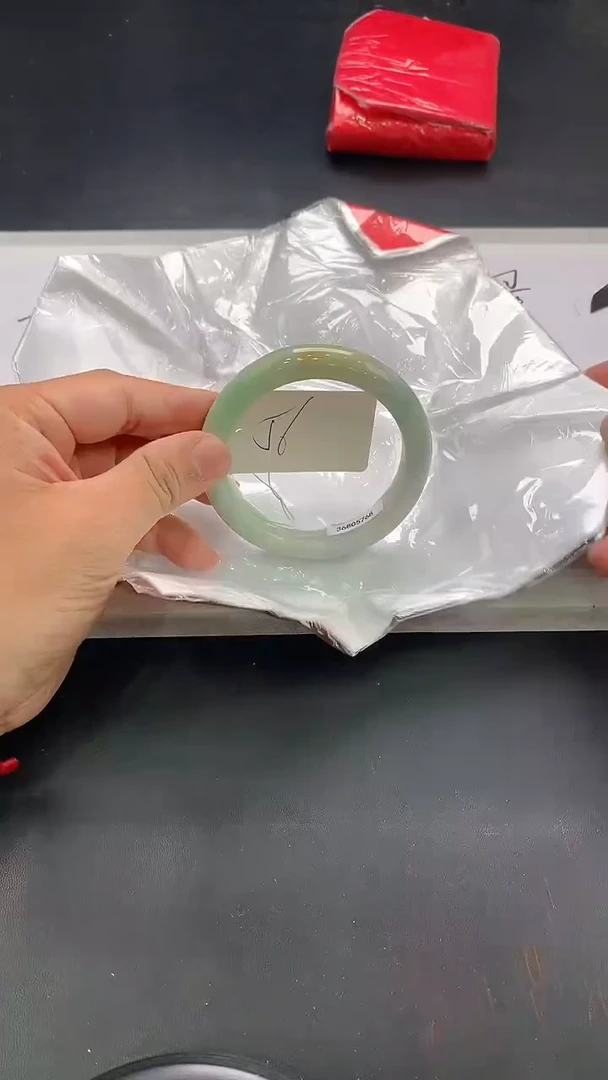 翡翠手镯未镶嵌282