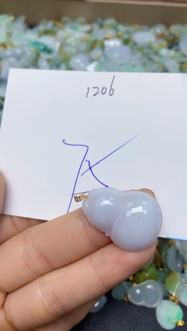 【闪购商品】翡翠挂件18K金镶嵌 天然翡翠A货