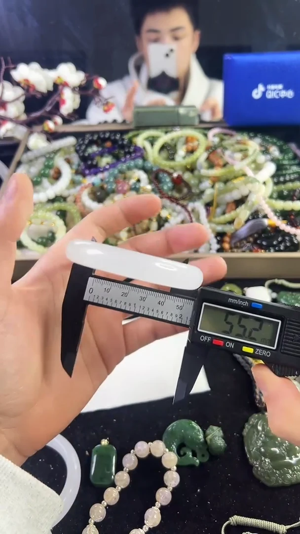 颈饰未镶嵌和田玉多样性发货