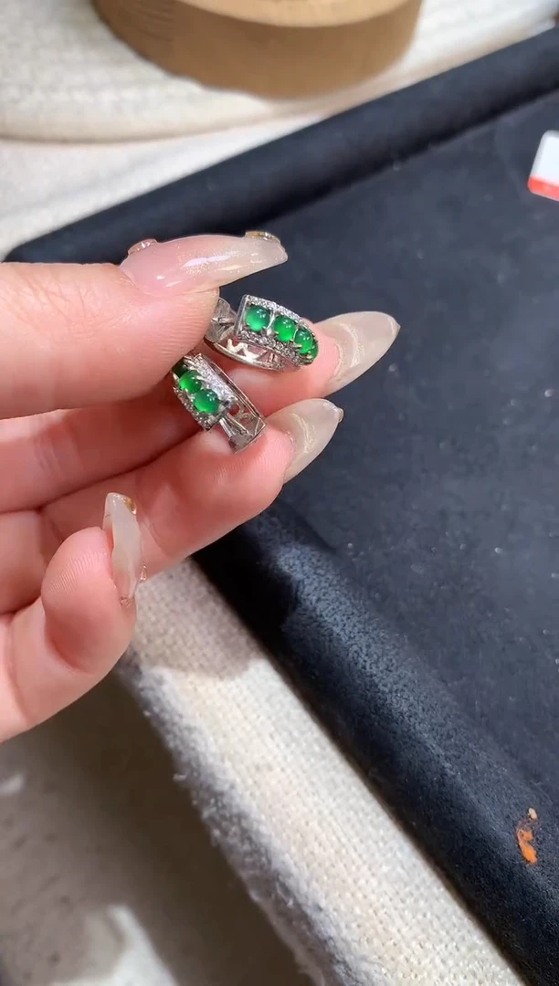 吊坠(不含链)银S925镶嵌翡翠耳饰