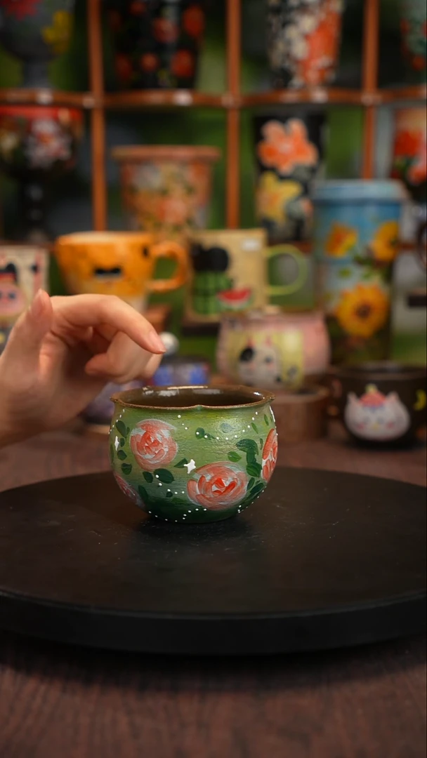 景德镇釉下彩手绘杯
