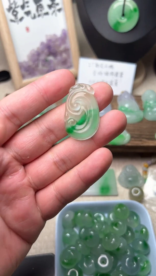 颈饰未镶嵌翡翠所见即所得，一图一物