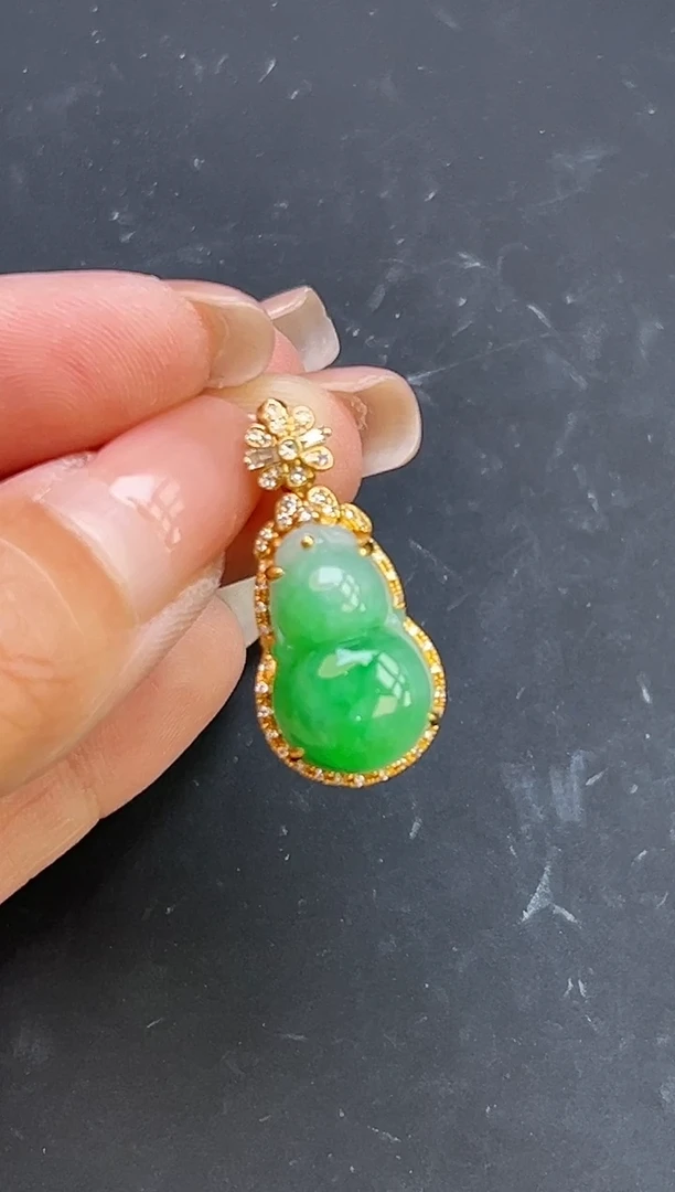 颈饰18K金镶嵌翡翠YM1235-1 葫芦