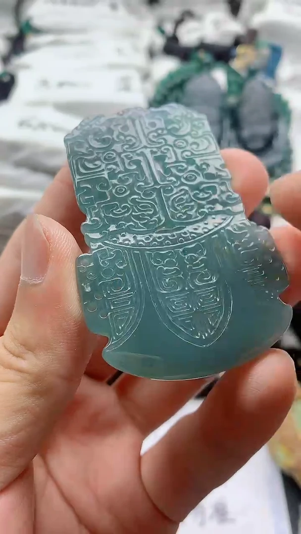 翡翠未镶嵌颈饰88888888