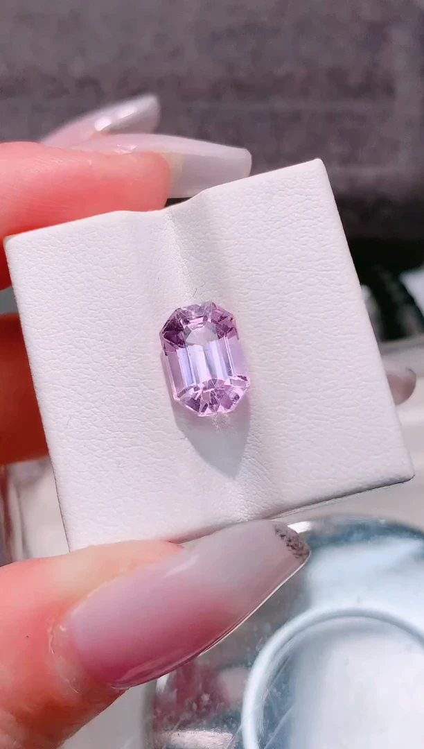 未镶嵌锂辉石裸石天然4.06ct
