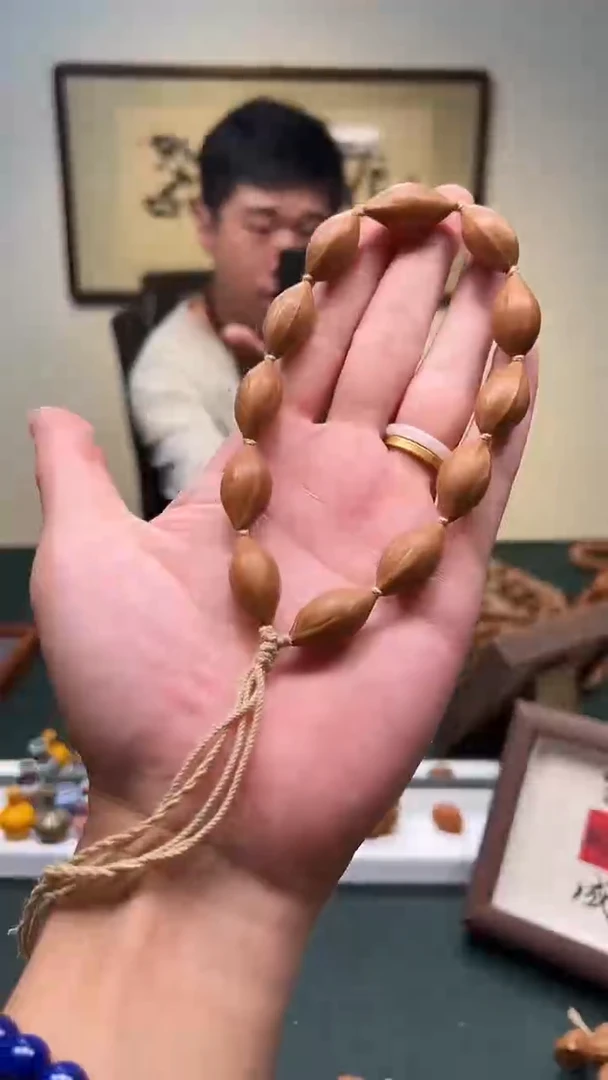 橄榄核手串13mm左右金瓜子梅林铁核橄榄核手持