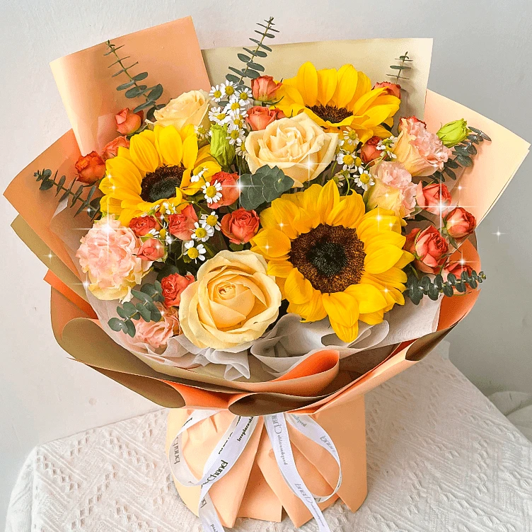 【不负青春】3朵向日葵香槟玫瑰混搭花束生日鲜花全国花店外卖上门N