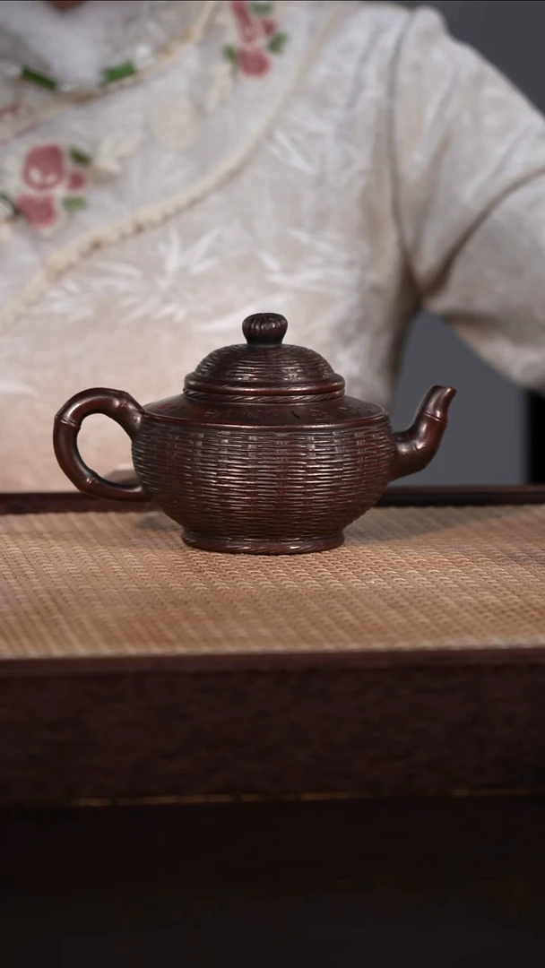 茶壶紫砂龙山古乌泥 300cc