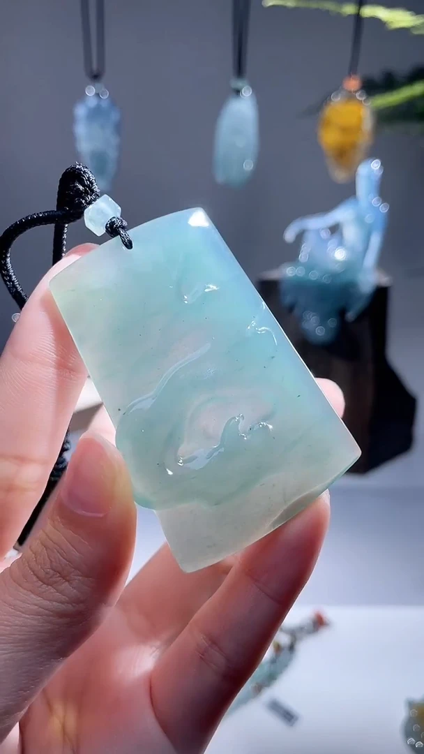 颈饰未镶嵌翡翠悟道