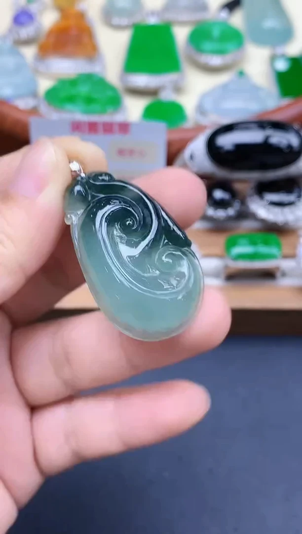 颈饰18K金镶嵌翡翠281-中国好珍宝