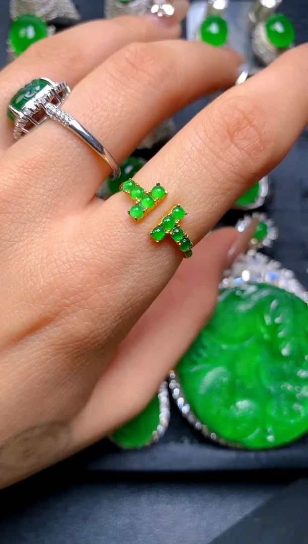 【闪购商品】翡翠戒指银S925镶嵌排戒